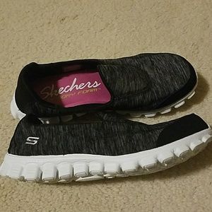 Comfy Slip On Skechers